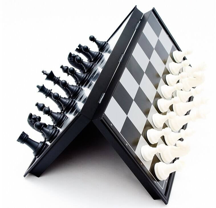 Folding Magnetic Chess