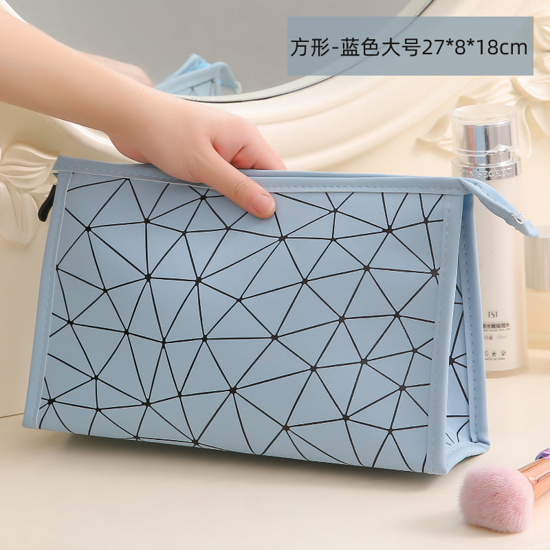 Simple Portable Makeup Bag